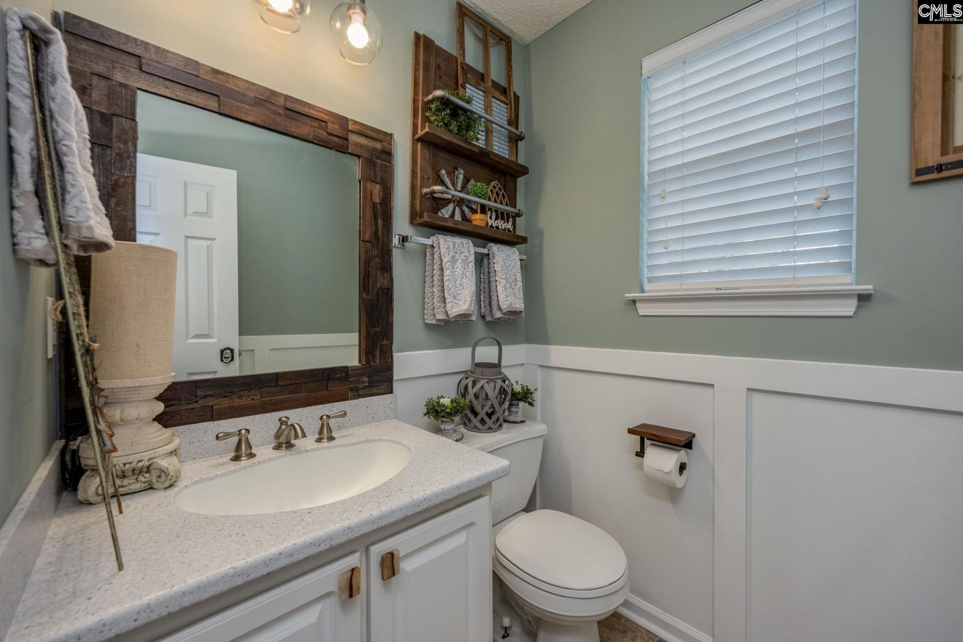 215 Village Walk Photo 16