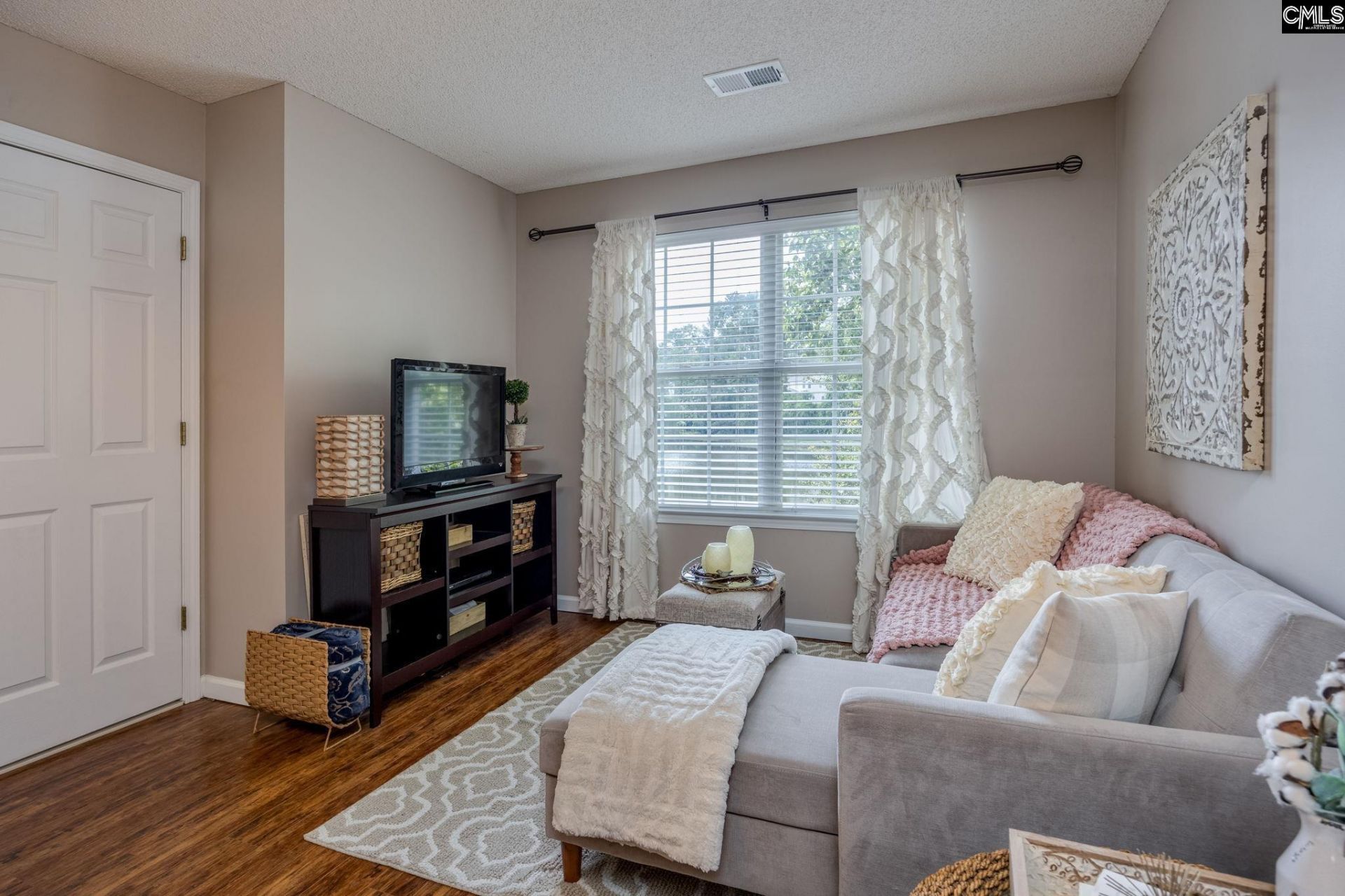 215 Village Walk Photo 22