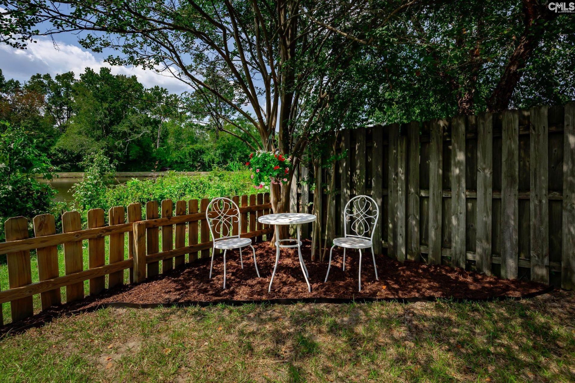 215 Village Walk Photo 40