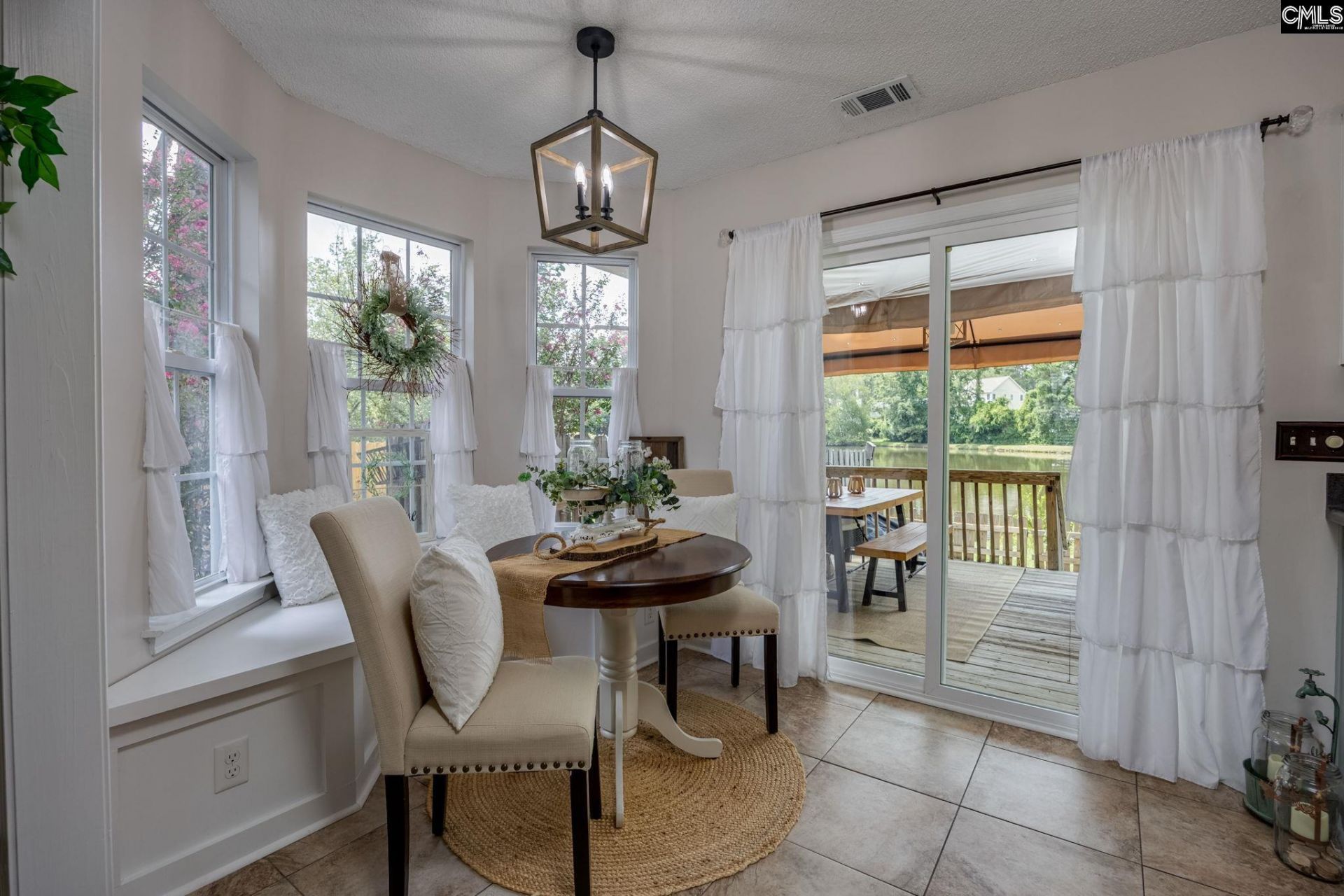 215 Village Walk Photo 9