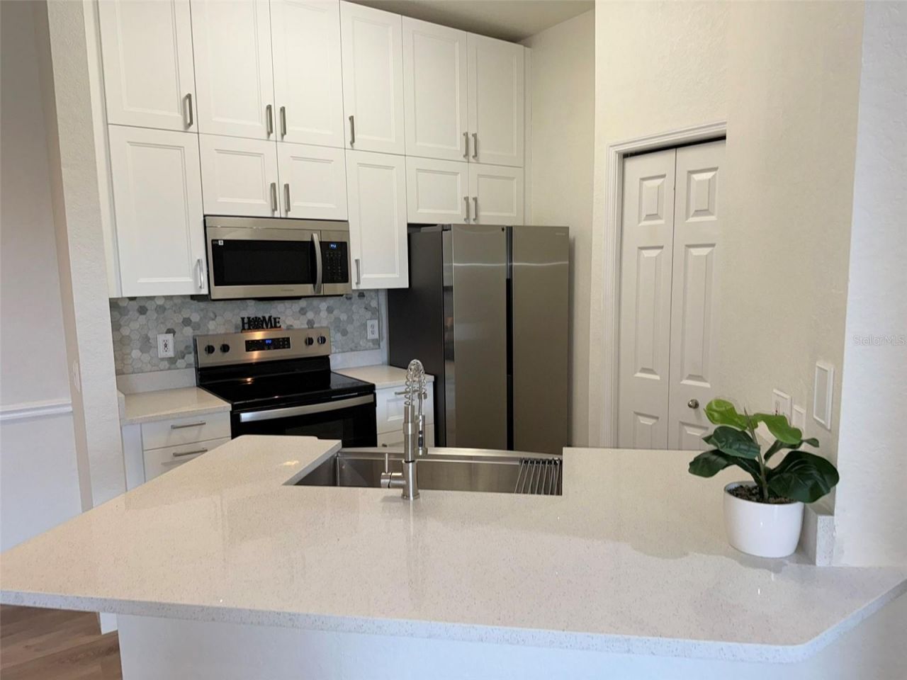 5152 Northridge Road, Unit 302, Sarasota, FL 34238 Photo