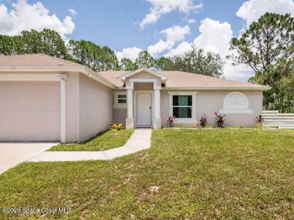 2471 Quincy Avenue SE , Palm Bay, FL 32909
