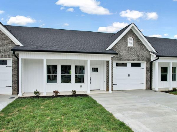 1080 Congress Parkway N, Athens, TN 37303