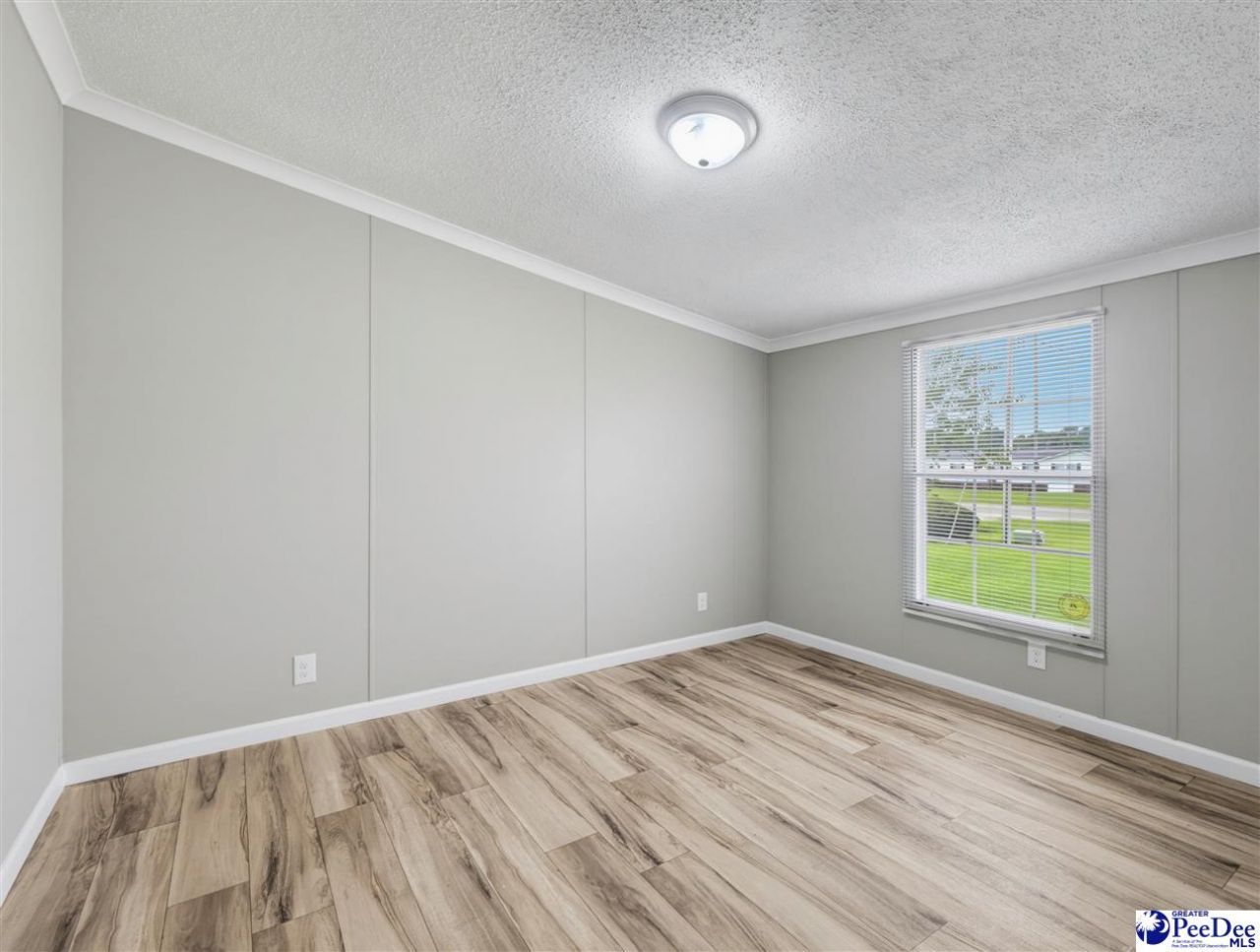 2906 Battery Park Dr Photo 15
