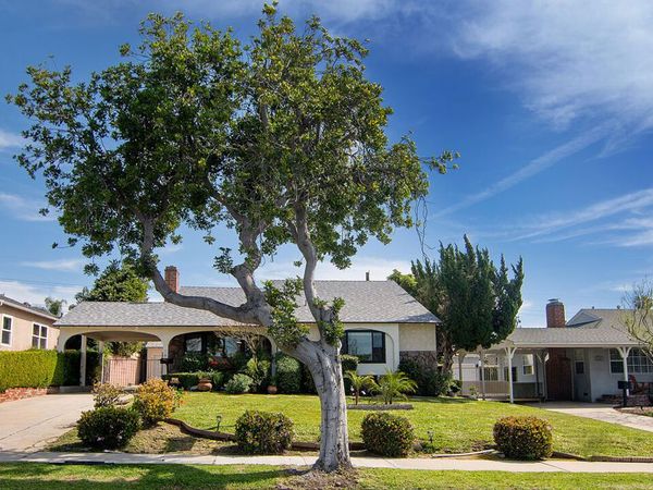 414 University Avenue, Burbank, CA 91504