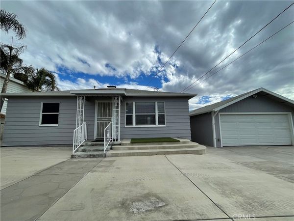 1878 Capri Avenue, Mentone, CA 92359