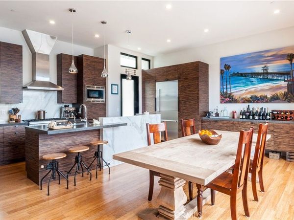 1103 Cypress Avenue, Hermosa Beach, CA 90254