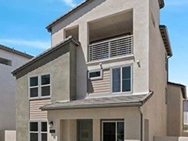 27322 Bear Paw Lane, Valencia, CA 91355
