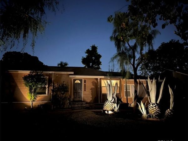 8448 Aura Avenue, Los Angeles, CA 91324