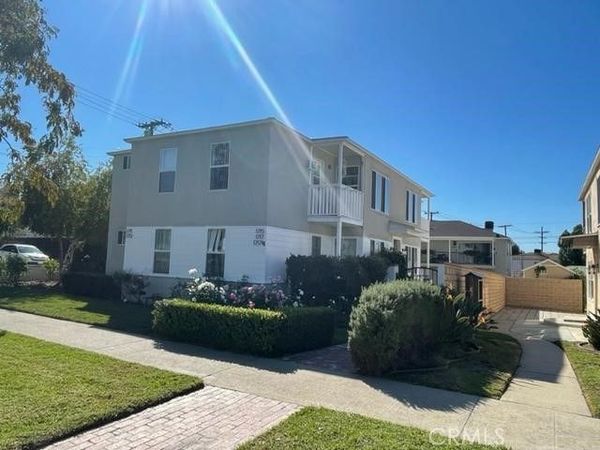 1715 N Glenoaks Boulevard, Burbank, CA 91504