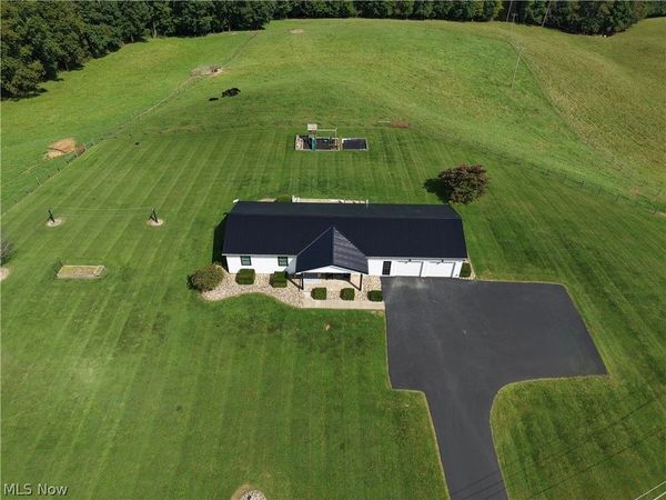 56965 Stumptown School Road , Jerusalem, OH 43947