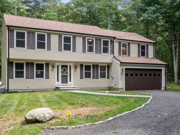 181 Sterling Rd, Holden, MA 01520