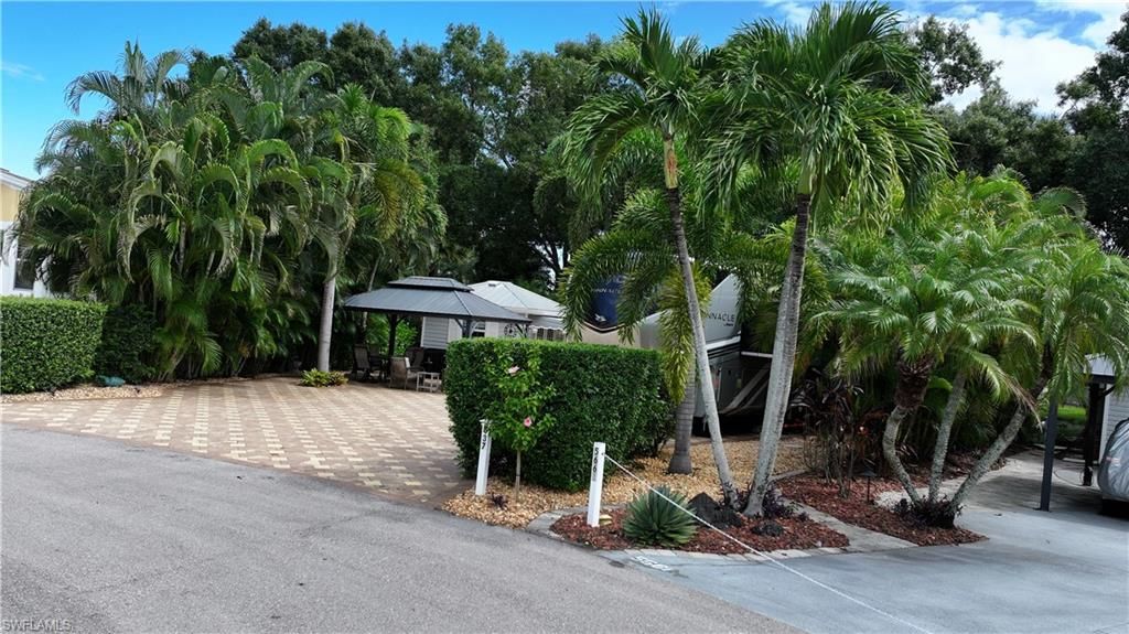 5651 Maplewood Ct , Fort Myers, FL 33905 Photo