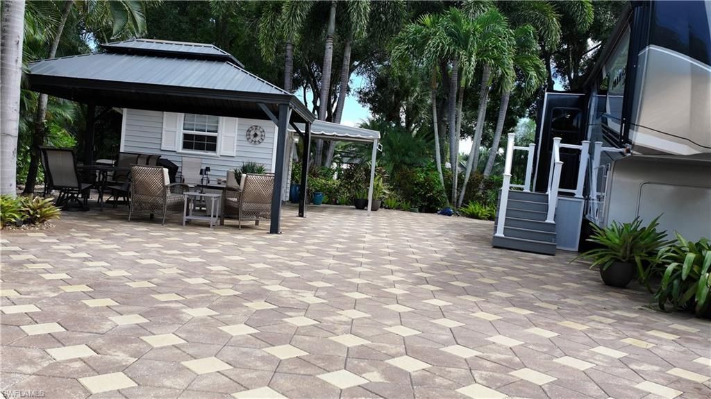 5651 Maplewood Ct , Fort Myers, FL 33905 Photo