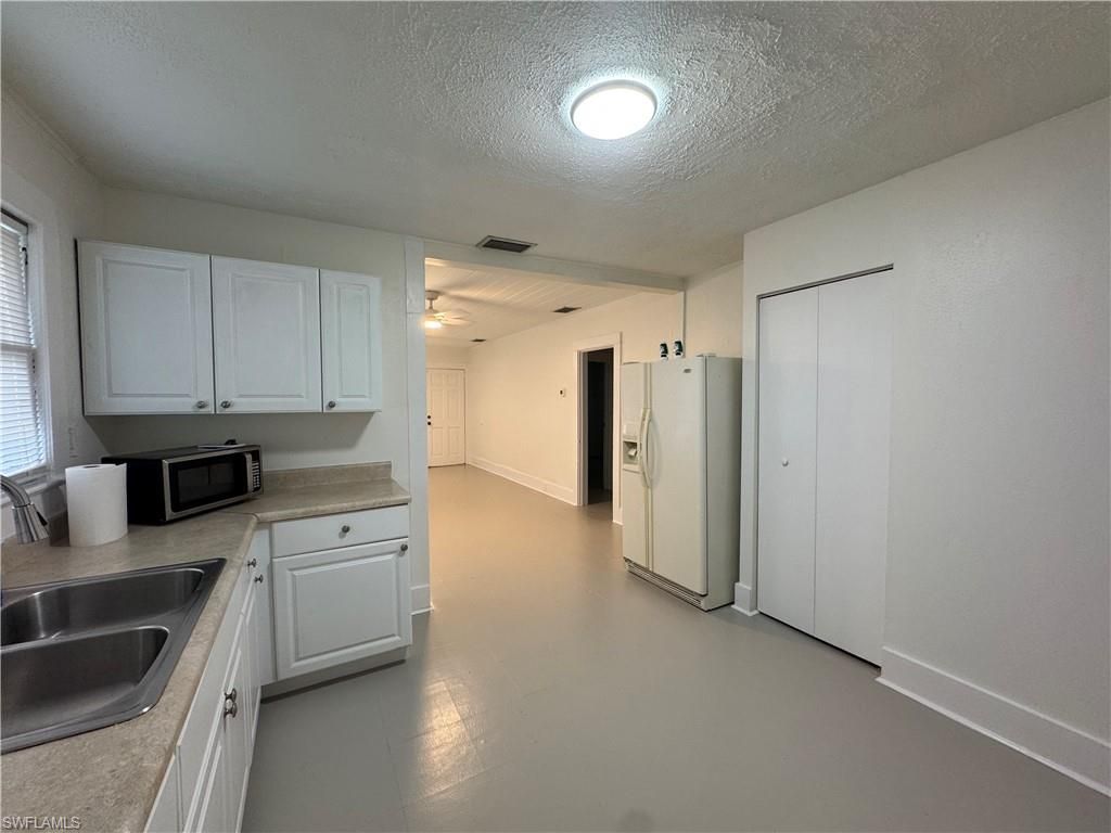 2525 Broadway, Fort Myers, FL 33901 Photo