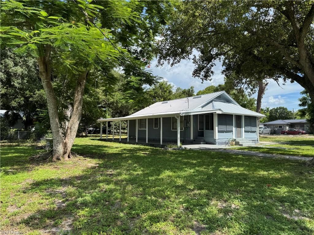 2525 Broadway, Fort Myers, FL 33901 Photo