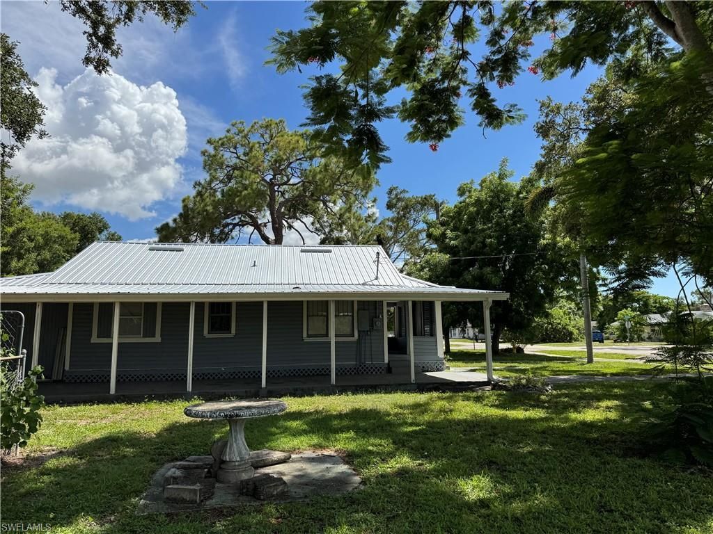 2525 Broadway, Fort Myers, FL 33901 Photo