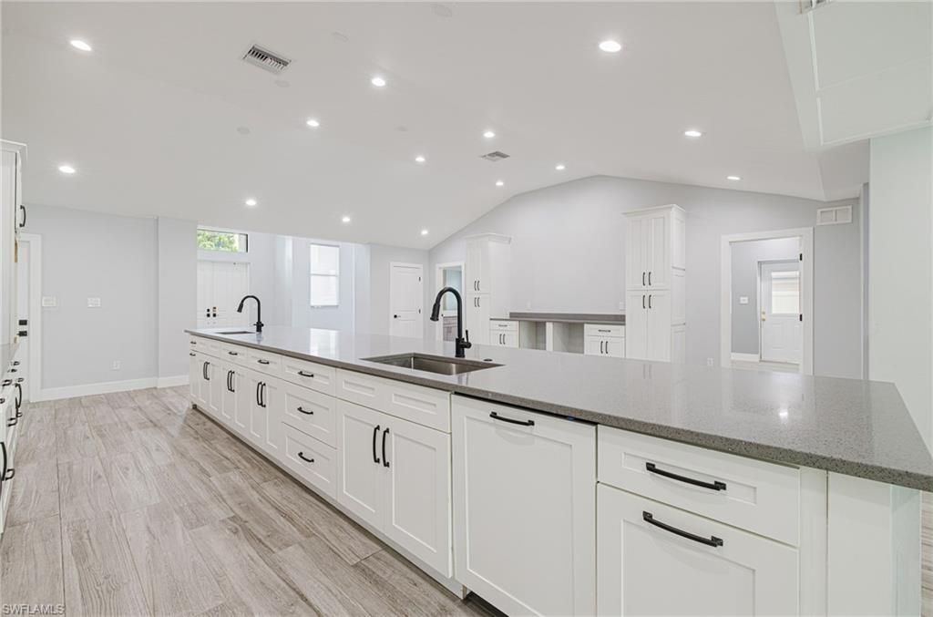 5534 Cognac Dr , Fort Myers, FL 33919 Photo