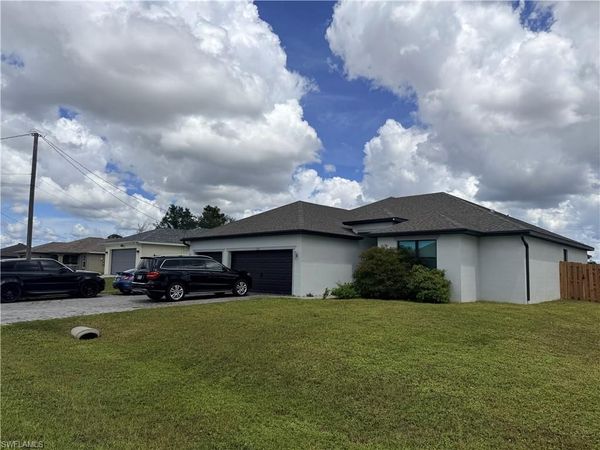 1317 SW 8th PL , CAPE CORAL, FL 33991