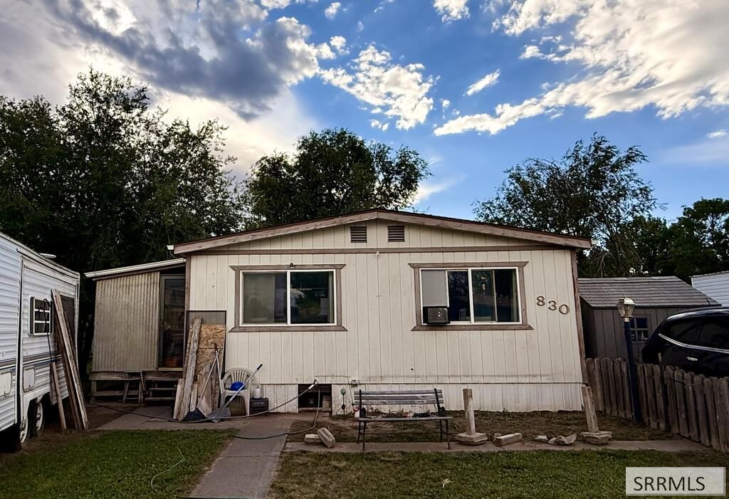 830 N Marcia Drive, Idaho Falls, ID 83401 Main Photo