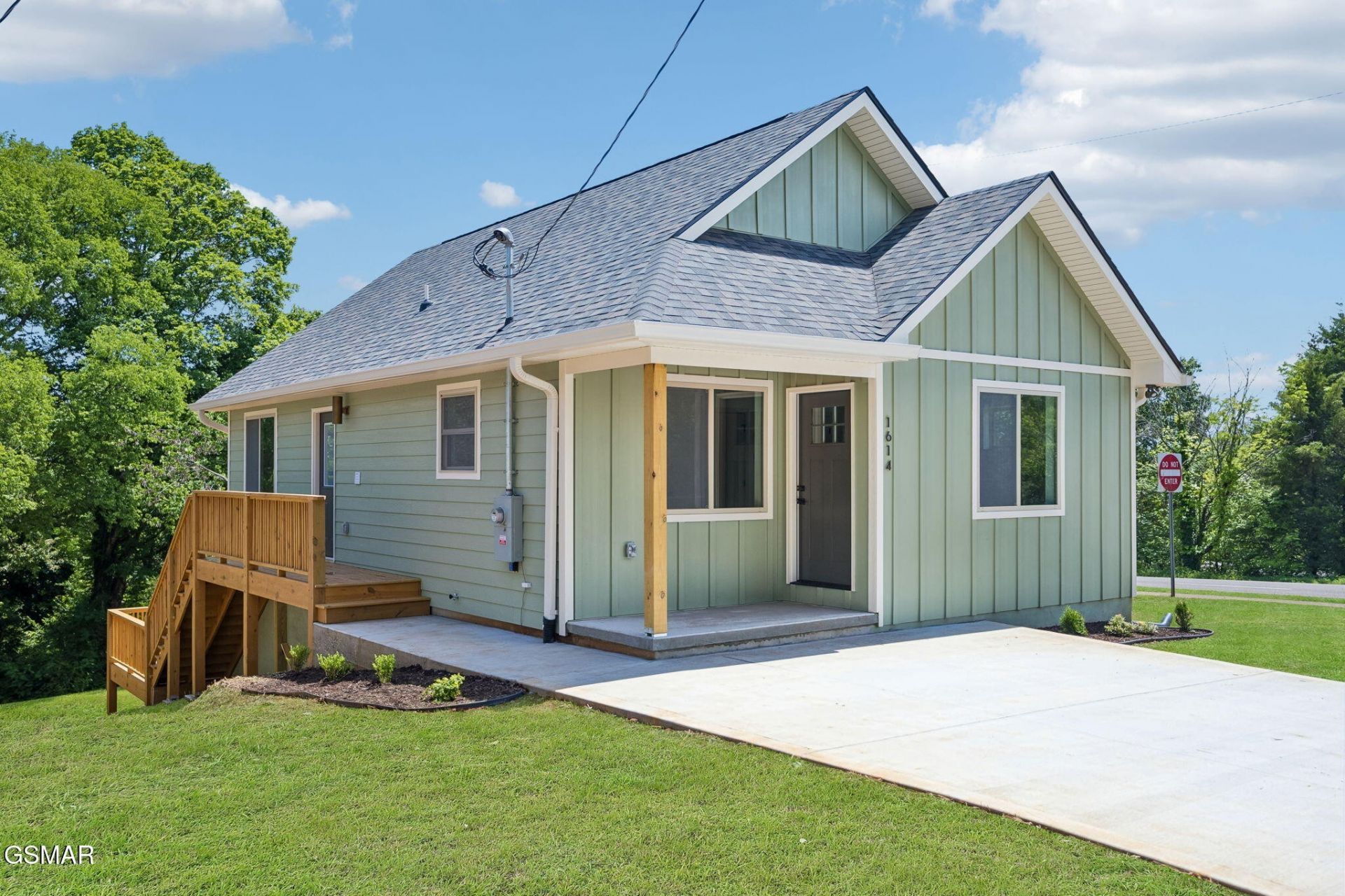1614 Rugby Avenue , Knoxville, TN 37920 Main Photo
