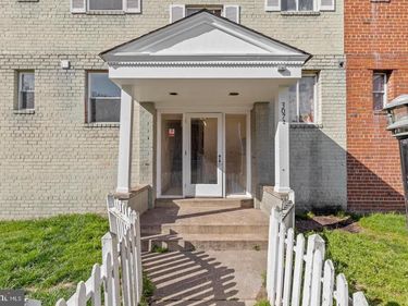 3072 PATRICK HENRY , Unit 202, FALLS CHURCH, VA 22044