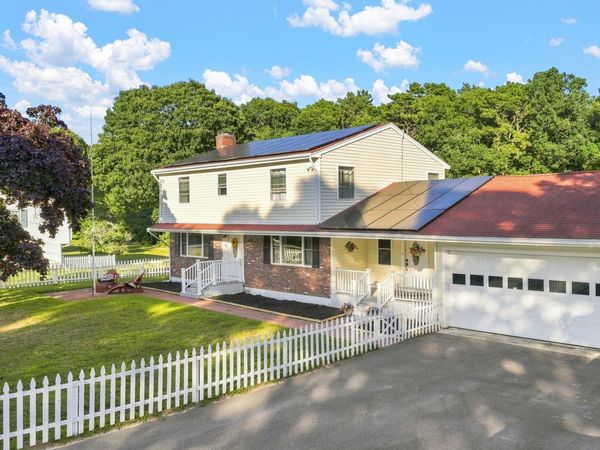 36 Main Ave, Wareham, MA 02538