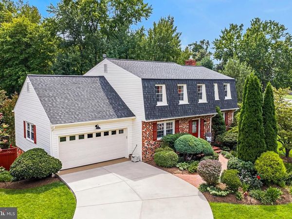 10444 STALLWORTH COURT, FAIRFAX, VA 22032