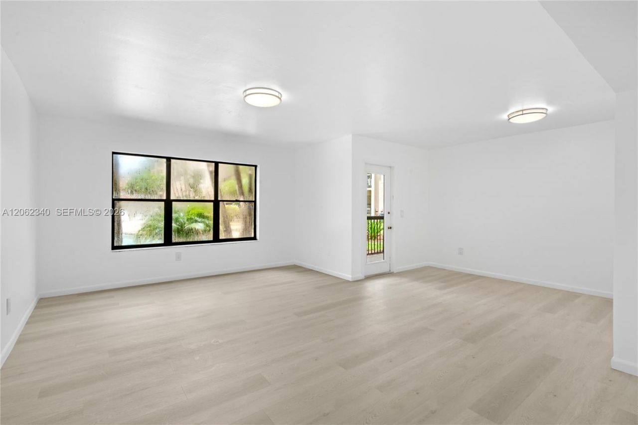 4241 W Mcnab Rd , Unit 11, Pompano Beach, FL 33069 Photo