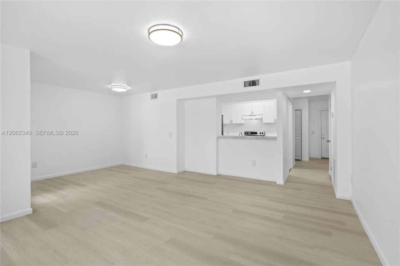 4241 W Mcnab Rd , Unit 11, Pompano Beach, FL 33069 Photo