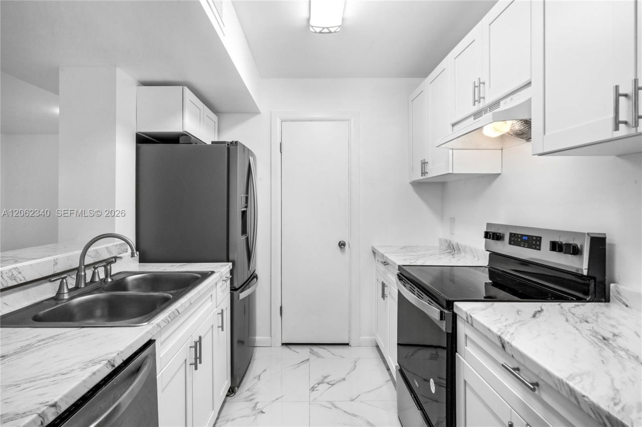 4241 W Mcnab Rd , Unit 11, Pompano Beach, FL 33069 Photo