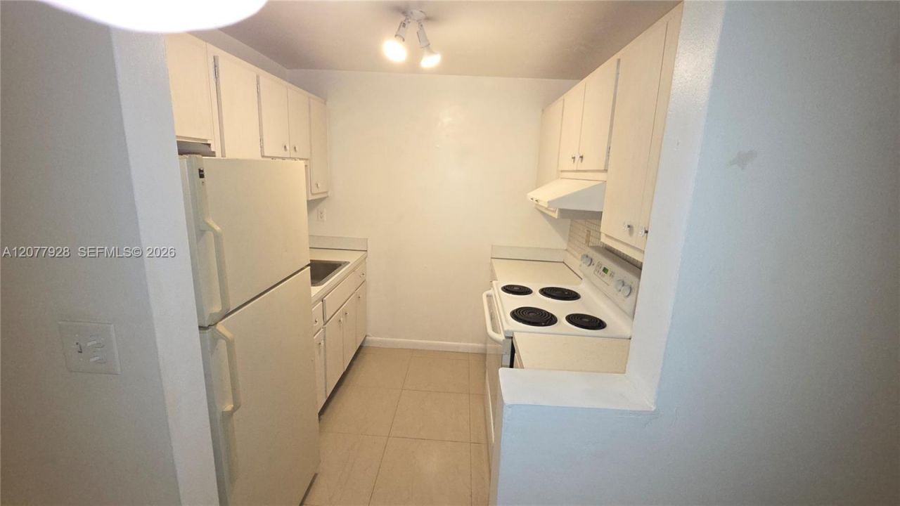2170 NE 51st Ct , Unit B3, Fort Lauderdale, FL 33308 Photo