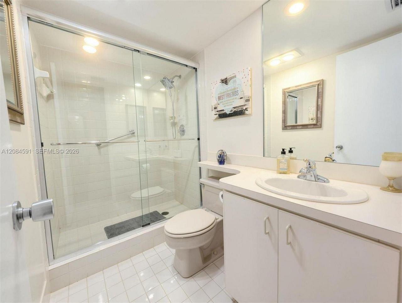3980 Oaks Clubhouse Dr, Unit 409, Pompano Beach, FL 33069 Photo