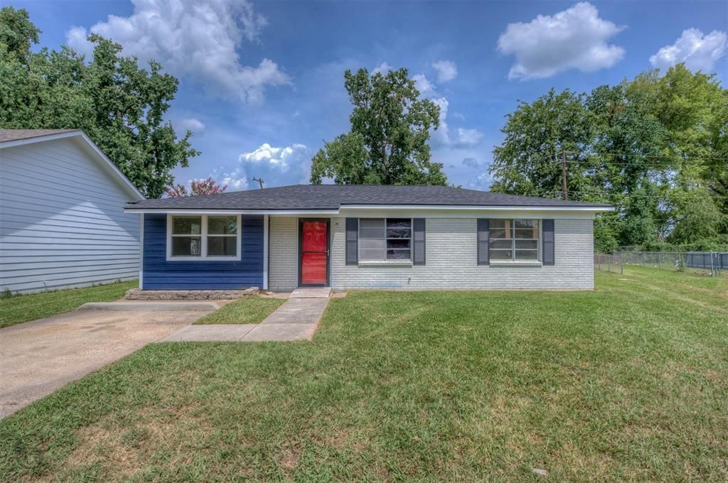 5421 Daffodil Avenue, Bossier City, LA 71112 Main Photo