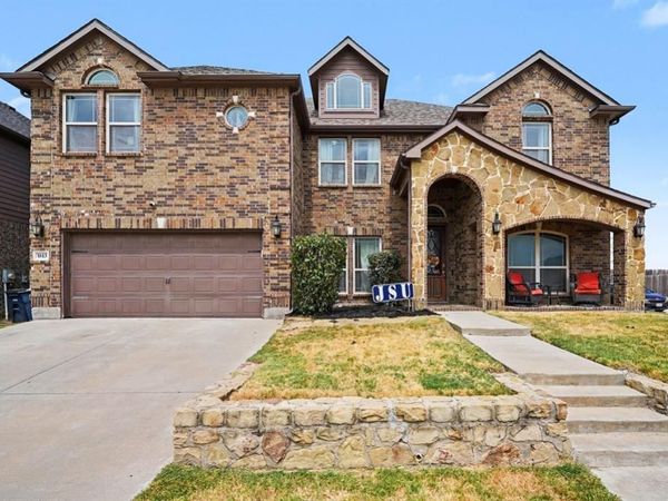 1613 Fiddleneck Street , Fort Worth, TX 76177