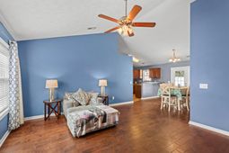 276 Beulah Circle photo 4