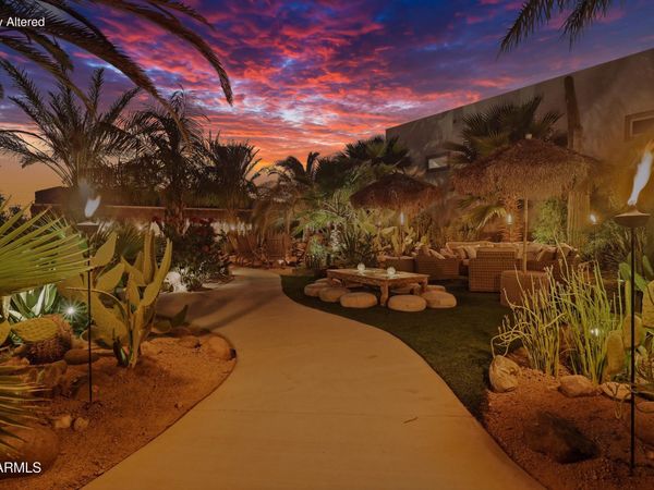 813 N 110TH Street, Mesa, AZ 85207
