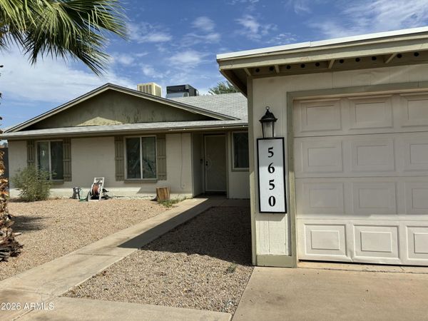 5650 W SUNNYSLOPE Lane, Glendale, AZ 85302