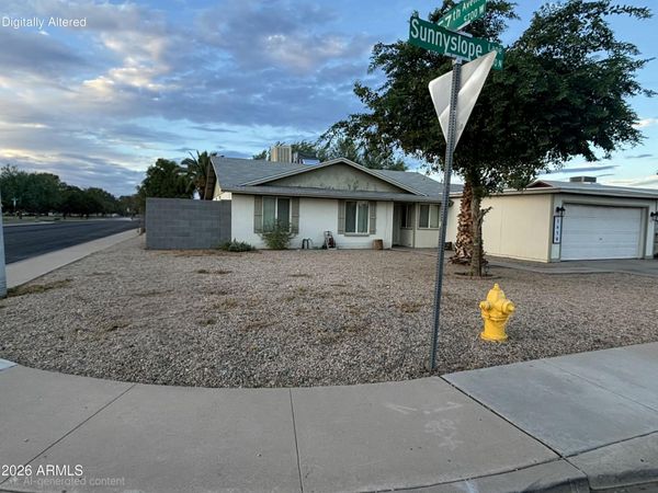 5650 W SUNNYSLOPE Lane, Glendale, AZ 85302