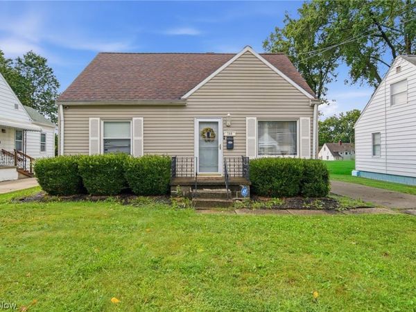 788 E Archwood Avenue , Akron, OH 44306