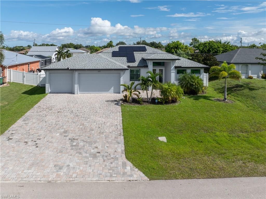 1213 SW 11th Ter, Cape Coral, FL 33991 Photo