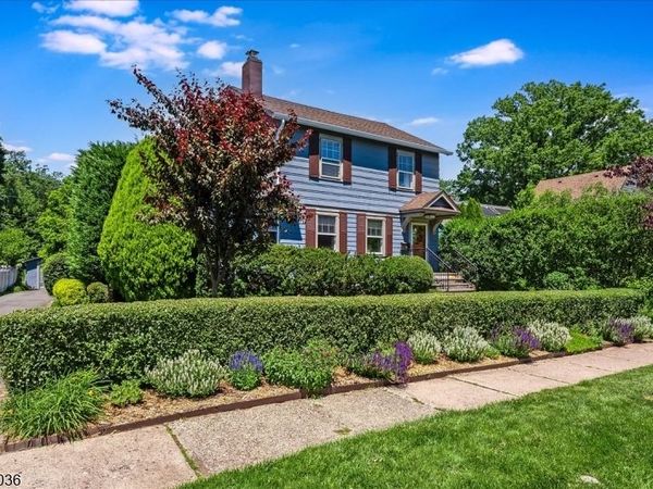 44 Dodd St, Montclair, NJ 07042