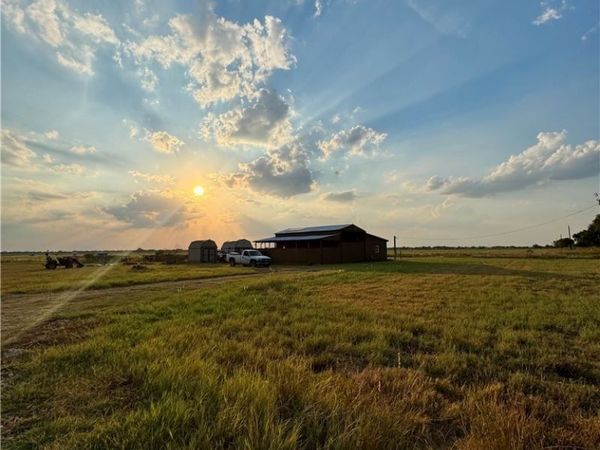 439 County Road 181, Marlin, TX 76661