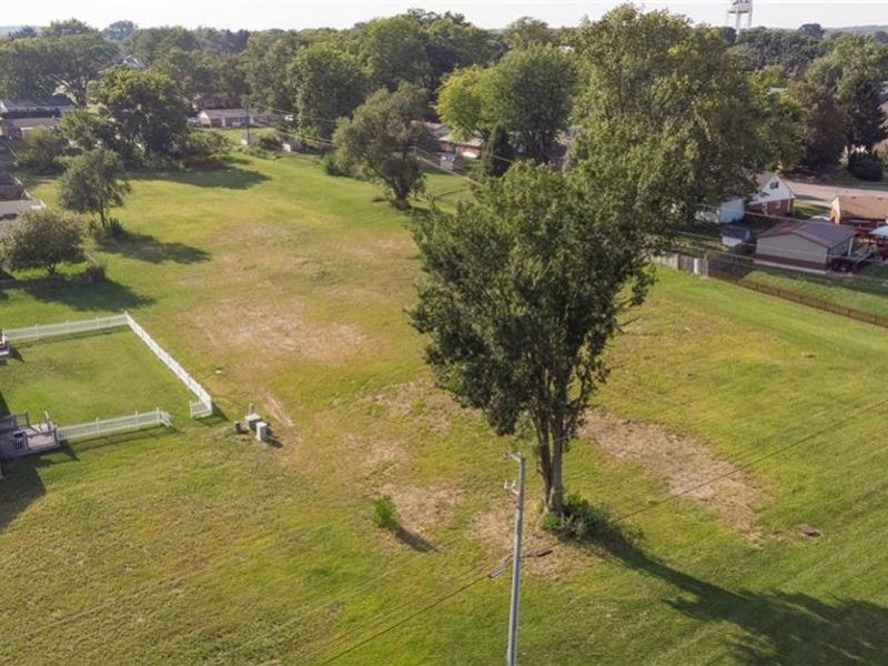 584 W Martindale Road, Union, OH 45322 Photo 3