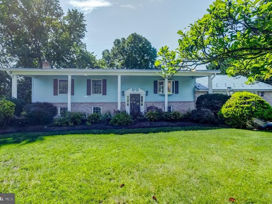 15 Donald Street , Shermans Dale, PA 17090 Main Photo