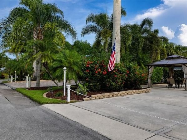 10080 Stonewood DR , FORT MYERS, FL 33905