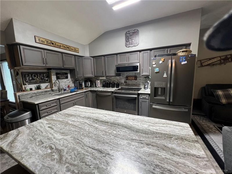 6965 Muskie Drive, Hillsboro, OH 45133 Photo 11
