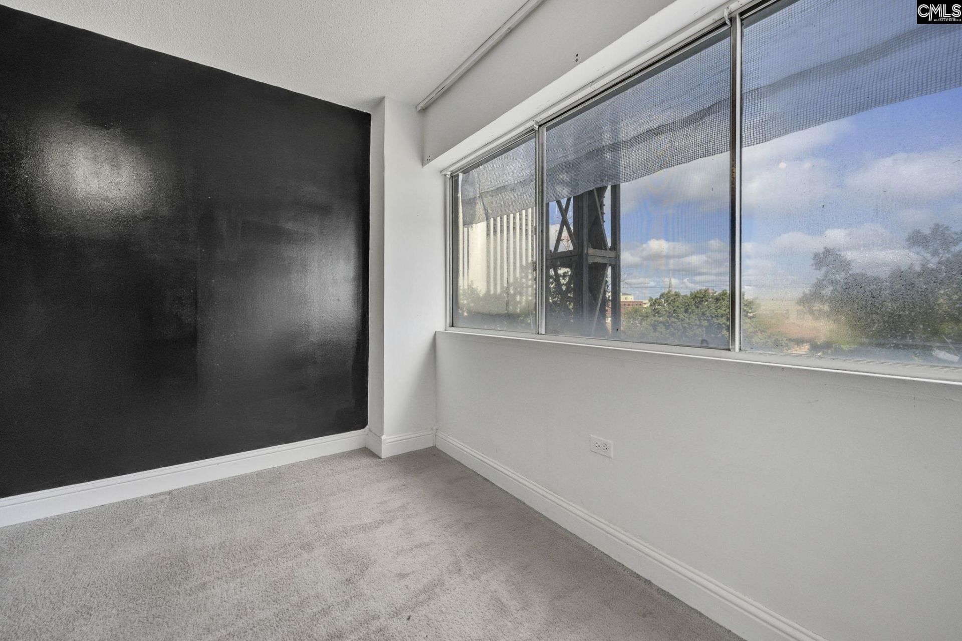 1520 Senate Street Photo 19