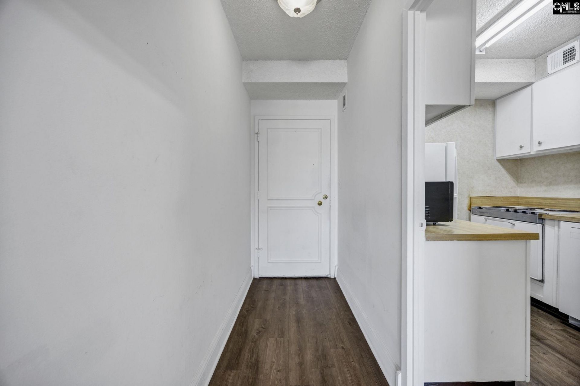 1520 Senate Street Photo 7