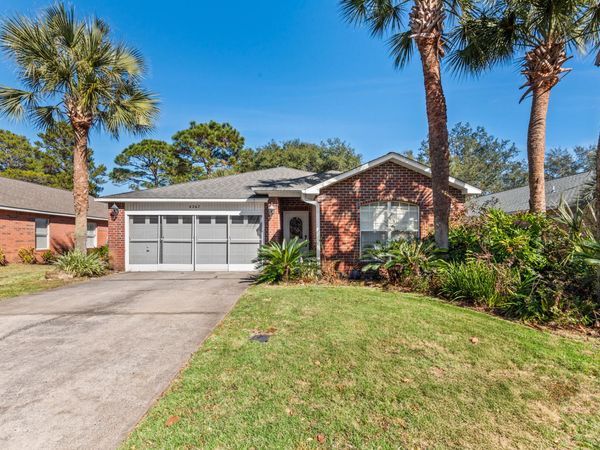 4267 Armadillo Trail, Niceville, FL 32578